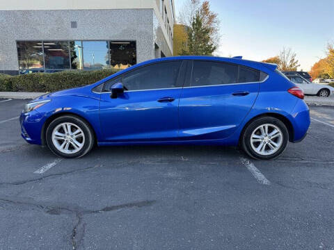 2017 Chevrolet Cruze LT Auto