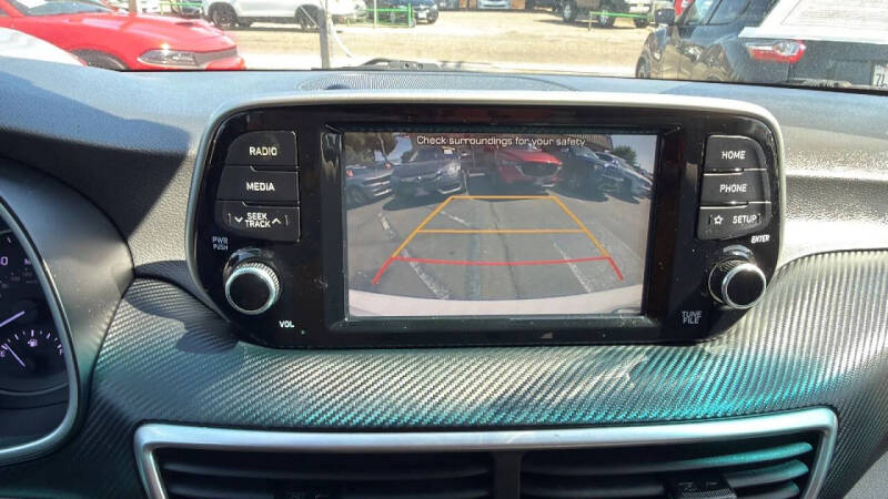 2020 Hyundai Tucson SE
