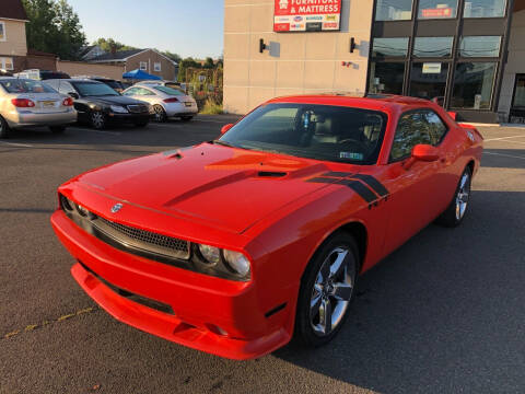 2009 Dodge Challenger for sale at MAGIC AUTO SALES - Magic Auto Prestige in South Hackensack NJ