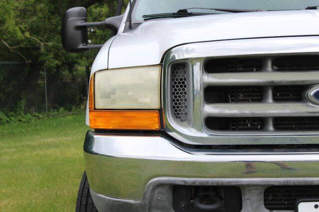 2001 Ford F-550 Super Duty