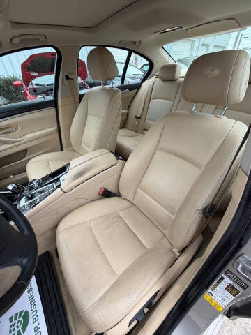 2014 BMW 5 Series 528i