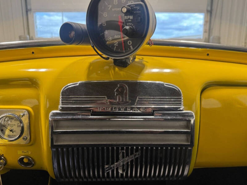 1948 Pontiac Silver Streak