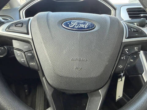 2016 Ford Fusion Hybrid SE