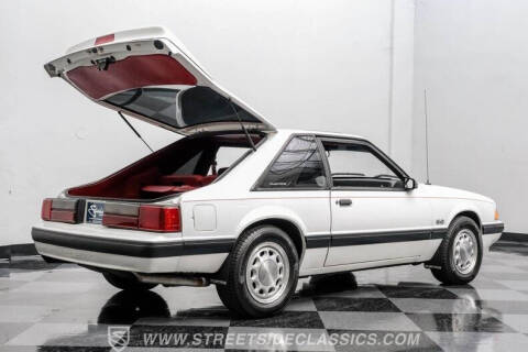 1990 Ford Mustang LX 5.0