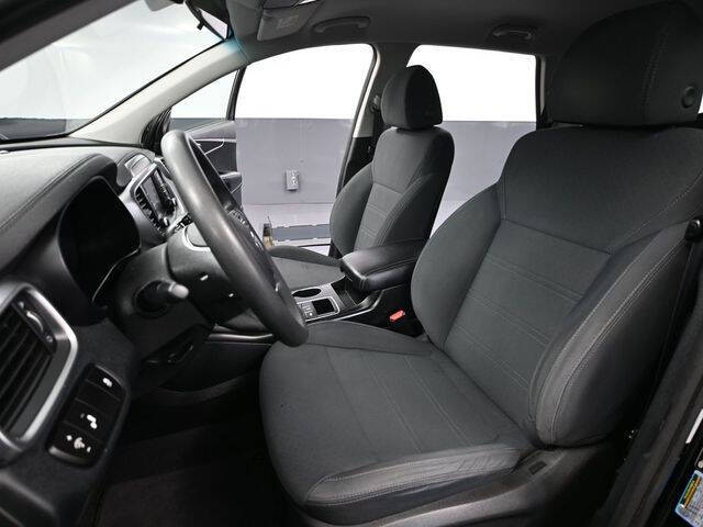 2019 Kia Sorento LX V6