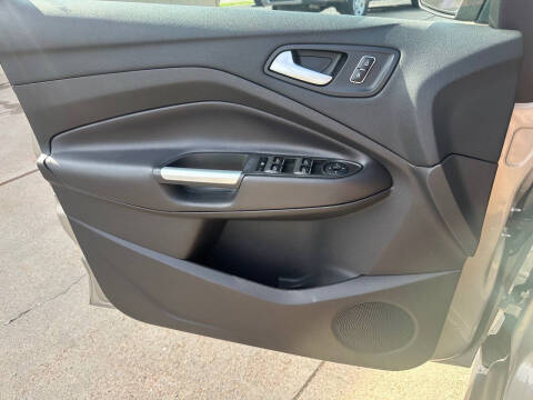 2016 Ford C-MAX Hybrid SE
