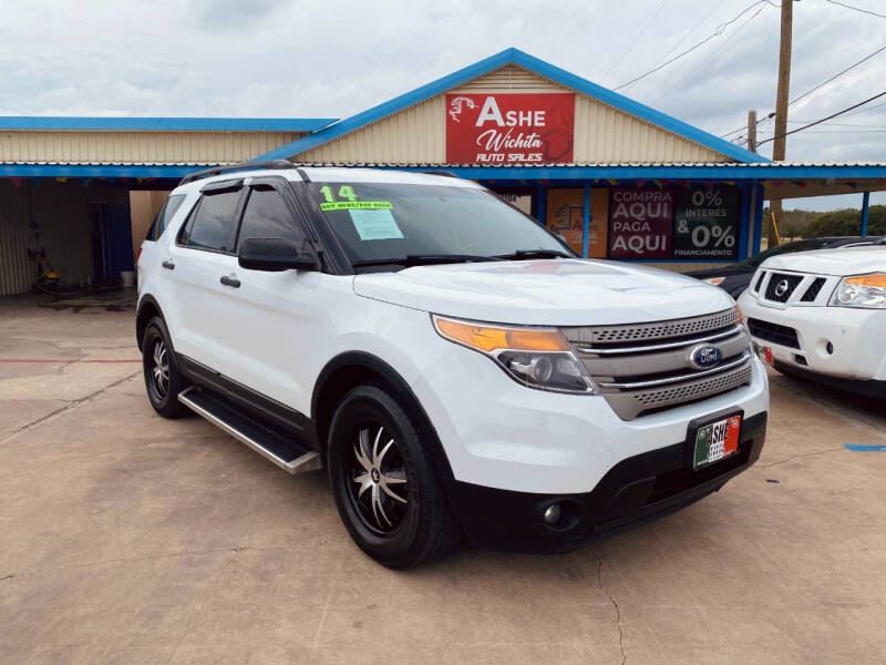 2014 Ford Explorer Base's photo