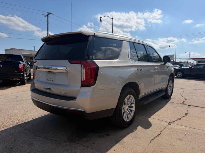 2021 GMC Yukon SLT