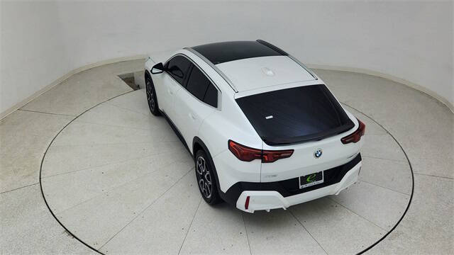 2025 BMW X2 xDrive28i