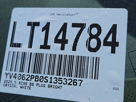 2025 Volvo XC90 B6 Plus Bright Theme 7P