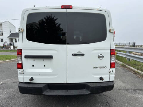 2016 Nissan NV 1500 S