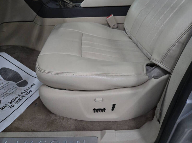 2003 Lincoln Navigator Luxury