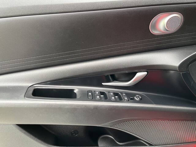 2022 Hyundai Elantra