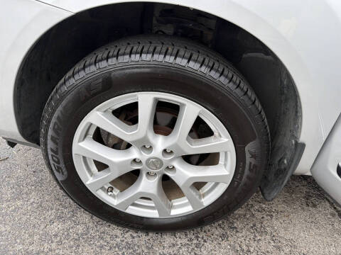 2013 Nissan Rogue SV w/SL Package