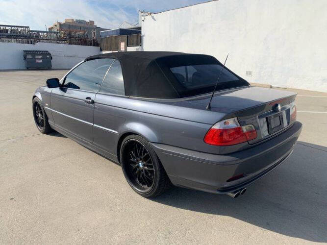 2002 BMW 3 Series 330Ci