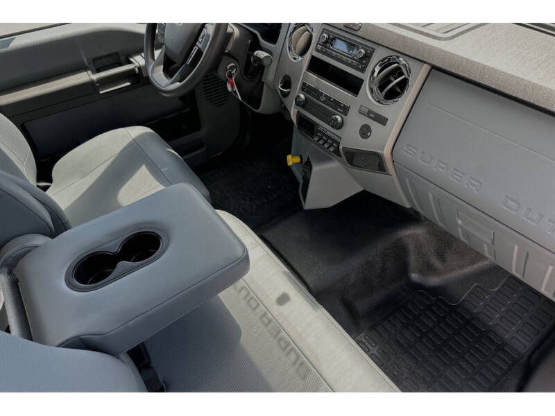 2024 Ford F-750 Super Duty