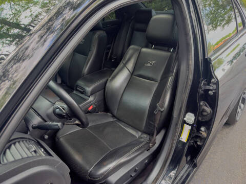 2019 Chrysler 300 S