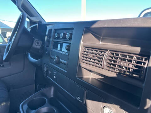 2024 GMC Savana 2500