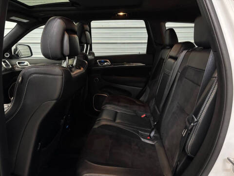 2015 Jeep Grand Cherokee SRT