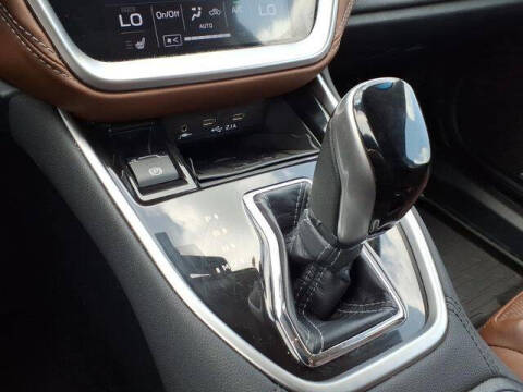 2022 Subaru Outback Touring XT