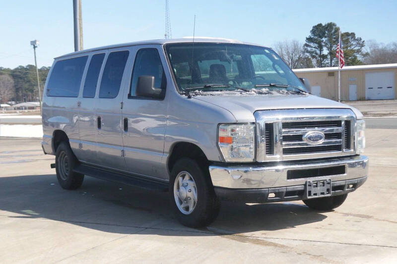 2014 Ford E-Series E-350 SD XLT