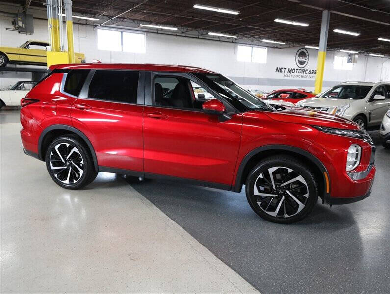 2022 Mitsubishi Outlander ES
