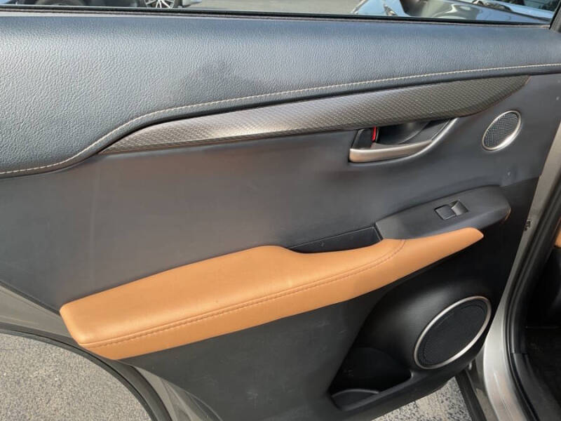 2017 Lexus NX 200t