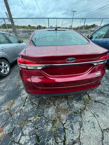 2017 Ford Fusion SE