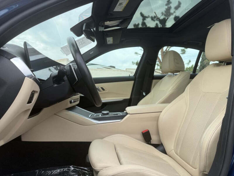 2024 BMW 3 Series 330i