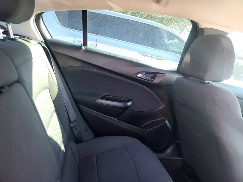 2018 Chevrolet Cruze LT Auto