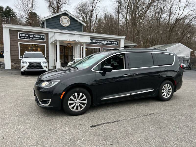 2017 Chrysler Pacifica for sale at Ocean State Auto Sales in Johnston RI