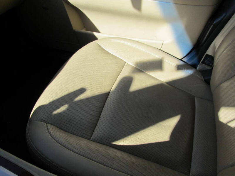 2014 Hyundai Genesis 3.8L