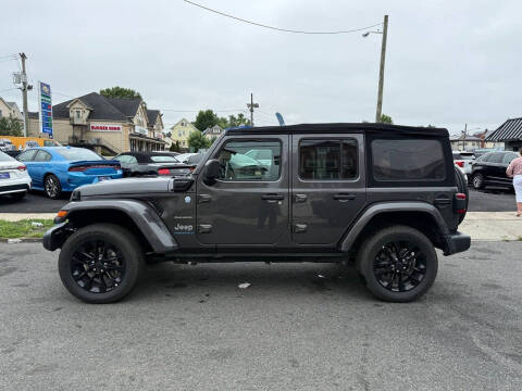 2024 Jeep Wrangler Sahara 4xe