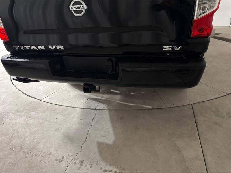 2021 Nissan Titan SV