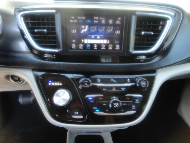 2020 Chrysler Pacifica Touring L