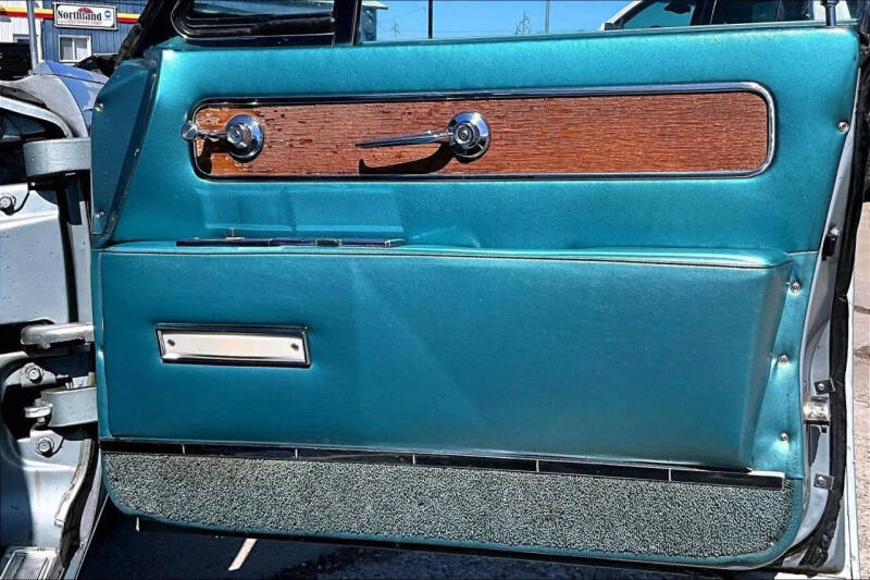 1963 Lincoln CONTINENTIAL