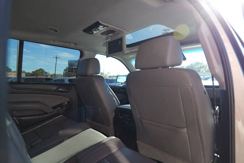 2017 Chevrolet Suburban LT