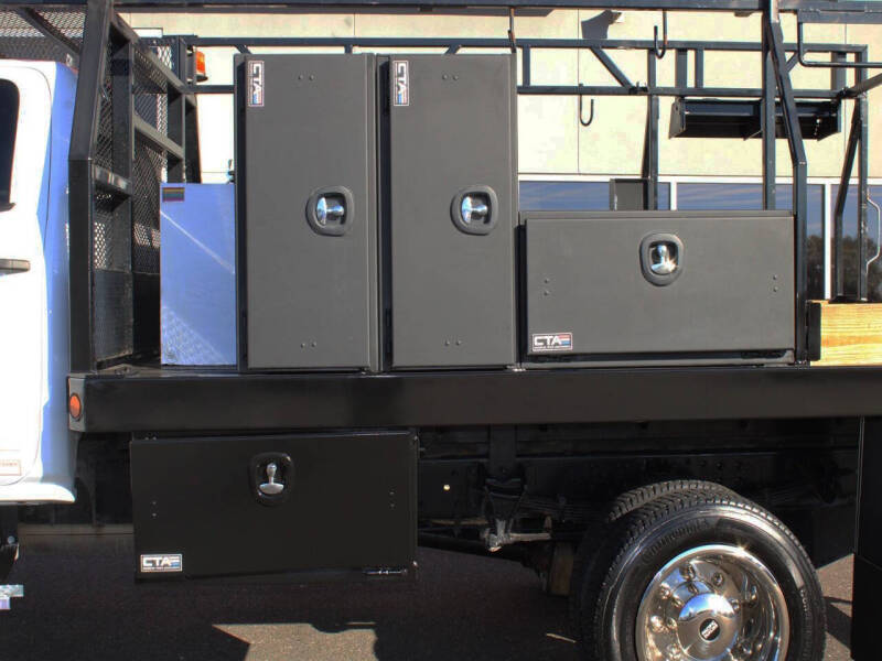 2023 Chevrolet Silverado 5500HD