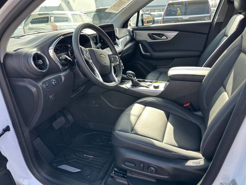 2025 Chevrolet Blazer LT