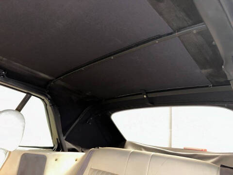 1991 Pontiac Sunbird LE