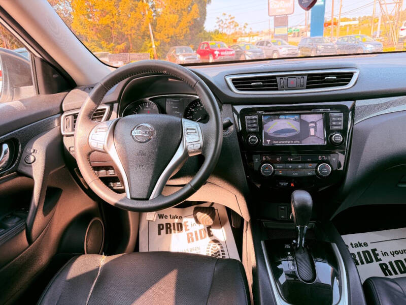 2015 Nissan Rogue SL