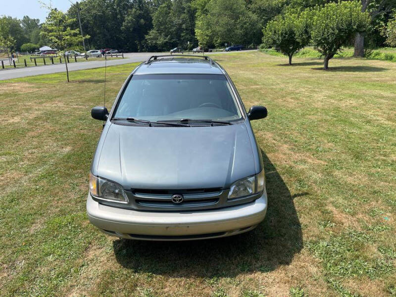 1999 Toyota Sienna