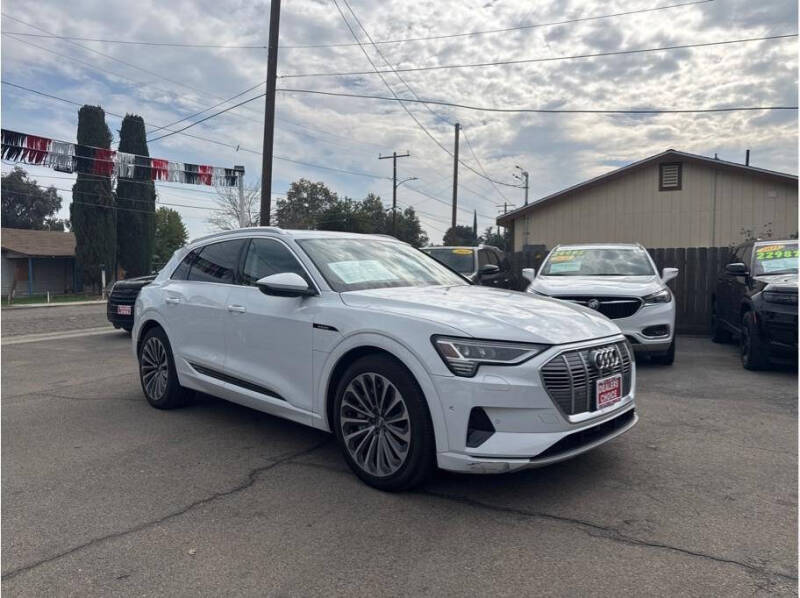 2019 Audi e-tron quattro Prestige