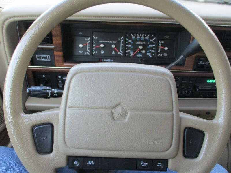 1993 Dodge Dynasty