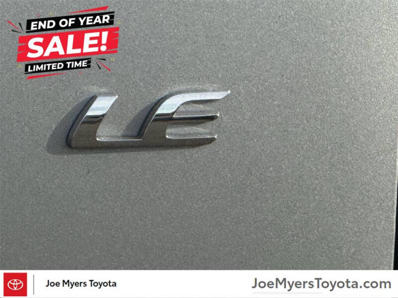 2025 Toyota Corolla Cross LE