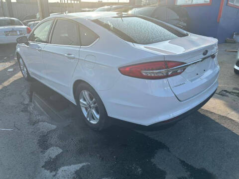 2018 Ford Fusion SE