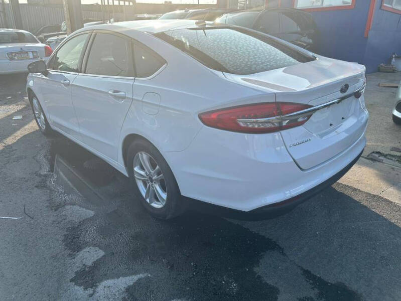 2018 Ford Fusion SE