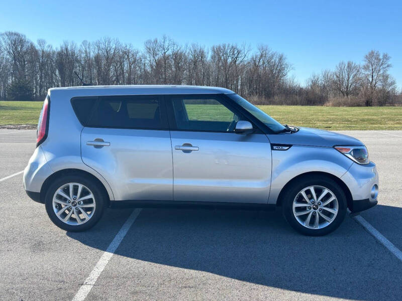 2017 Kia Soul +