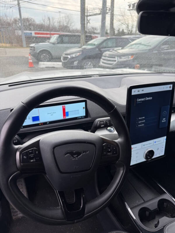 2021 Ford Mustang Mach-E Select