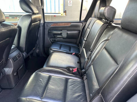 2012 Nissan Armada SL